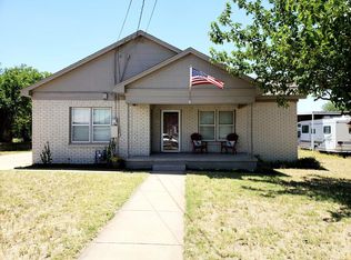 2605 Avenue V, Snyder, TX 79549