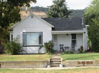 2106 3rd St, La Grande, OR 97850