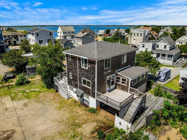 10 70th St, Newburyport, MA 01950