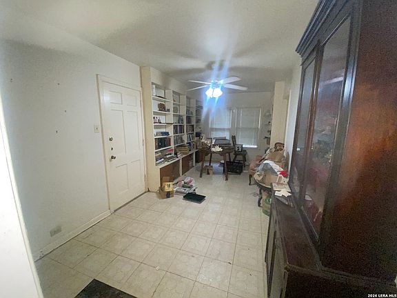 4th image of 118 McNeel