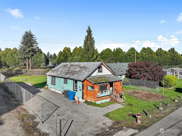 614 McKinnon Avenue, Sumner, WA 98390