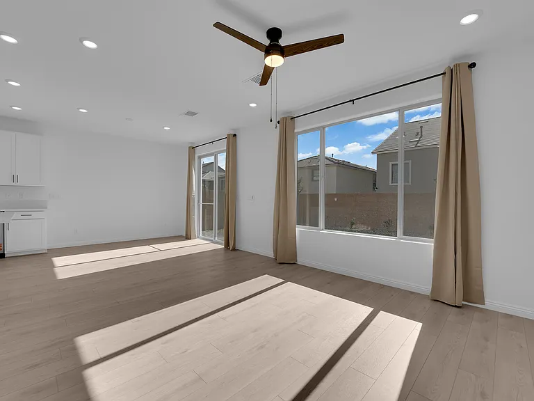 10234 Restless River St — Photo 4