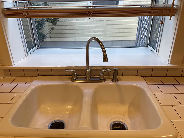 1120 Tolman Creek Rd — Photo 10