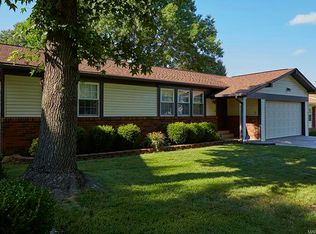 537 Sappington Barracks Rd, Saint Louis, MO 63125