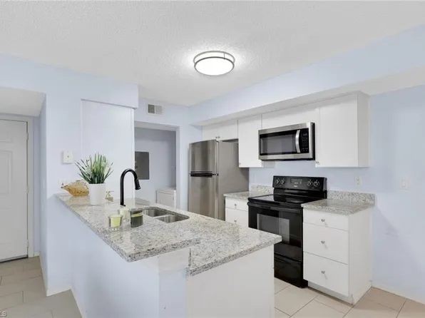 2214 Arbour Walk CIR #2012, NAPLES, FL 34109
