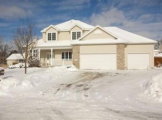131 Paradise Cir, Deforest, WI 53532