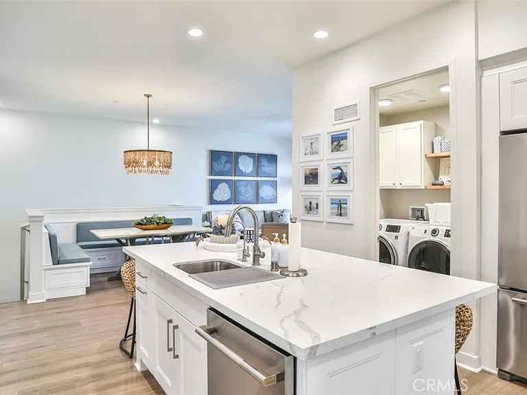 3319 Doheny Way — Photo 11