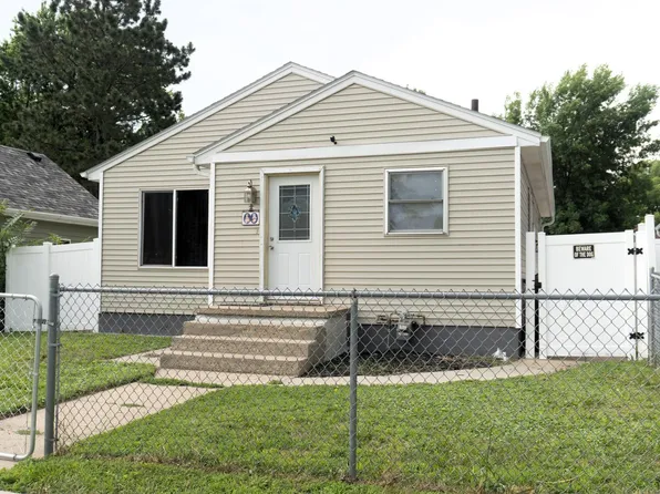 302 E 22nd St, South Sioux City, NE 68776