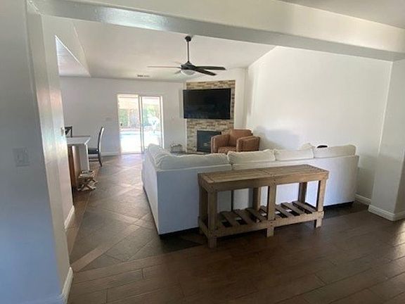 3rd image of 2343 E Dorothea Ave