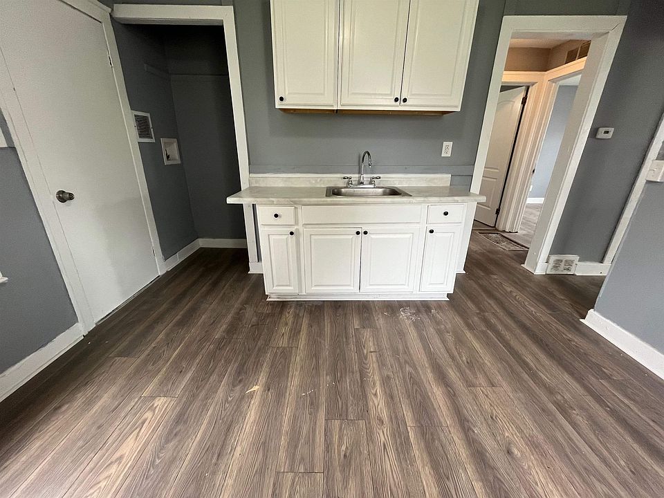 8086 Jackson Ave, photo 8