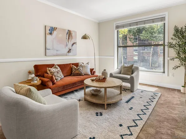 1150 J St Unit 204, San Diego, CA 92101