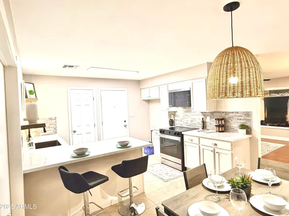 2323 N 49TH Drive, Phoenix, AZ 85035