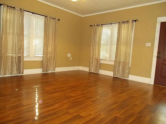 2nd image of 3323 Fairchild Ave