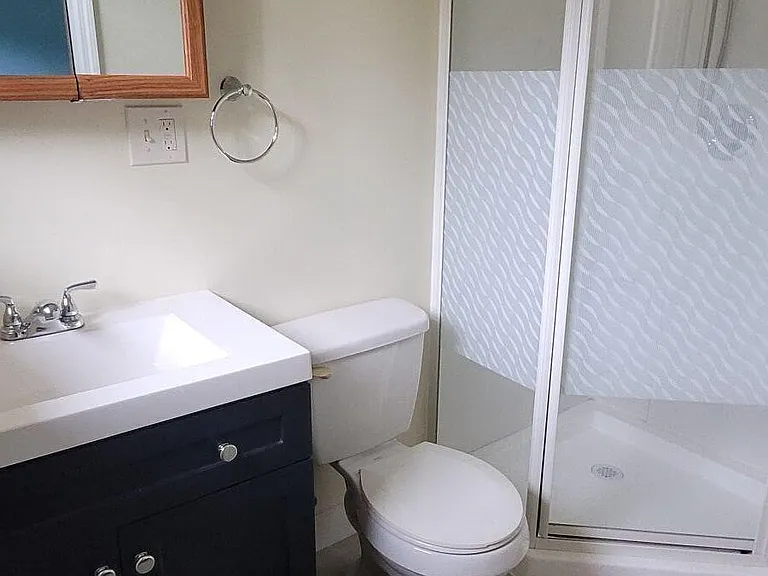 134 Zachmann St — Photo 2