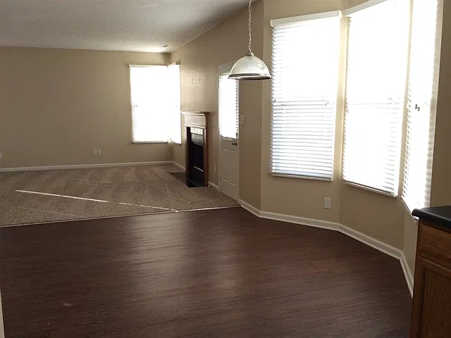 4 bed, 2.5 bath, 2687 sqft, $2,615 — Photo 4