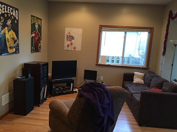 2nd image of 1626 Taylor Ave