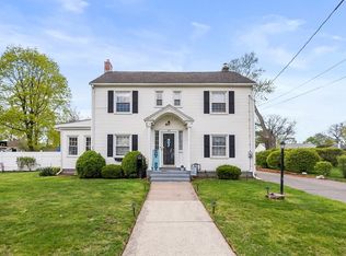 65 Ohio Ave, Chicopee, MA 01089