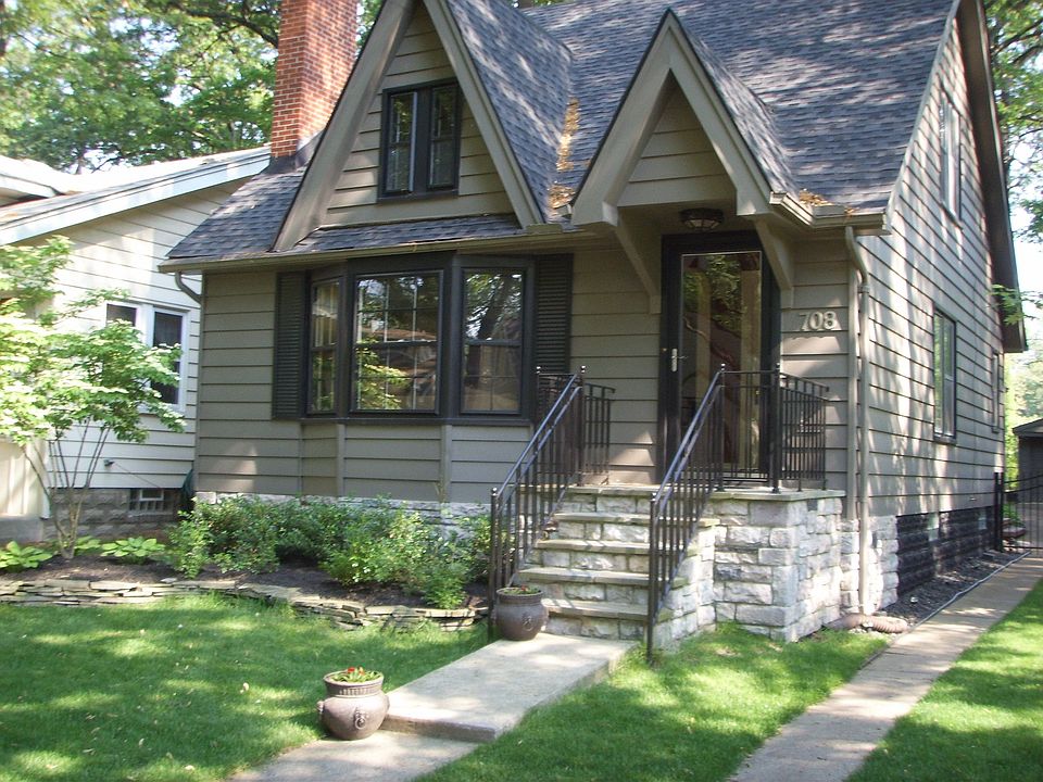 1st image of 708 W Breckenridge St