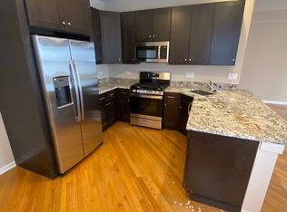 1534 E Marquette Rd #2W, Chicago, IL 60637
