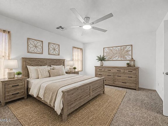4th image of 646 W JAHNS Court