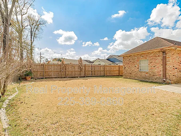 1022 Wooddale Blvd — Photo 36