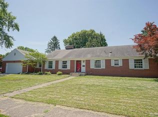 22 James Dr, Fairborn, OH 45324