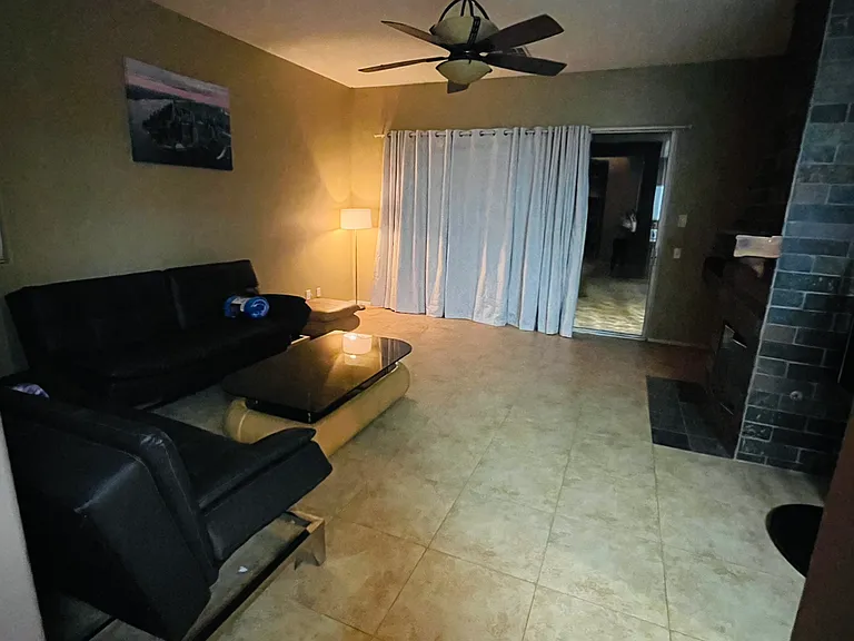 27875 Avenida Maravilla — Photo 22