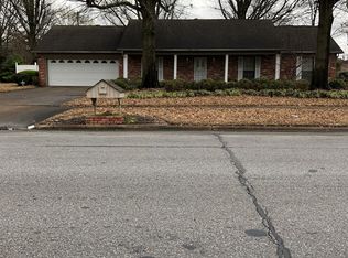 103 Clement Rd, West Memphis, AR 72301