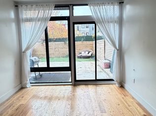 42 Grove St APT 1B, Brooklyn, NY 11221