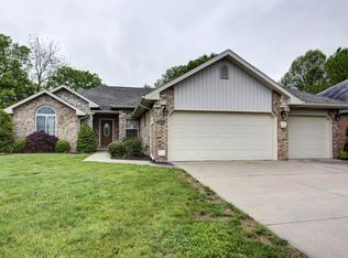 2652 S Jonathan Ave, Springfield, MO 65807