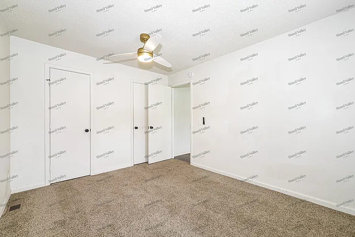 3424 Willow Creek Dr — Photo 9