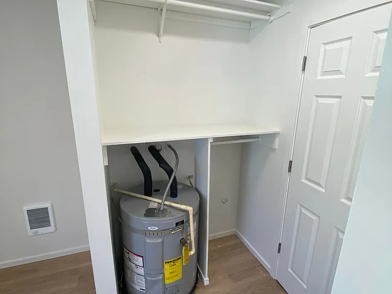 16 N Everett St — Photo 16