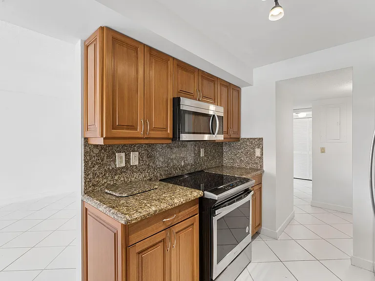 119 Old Meadow Way — Photo 7