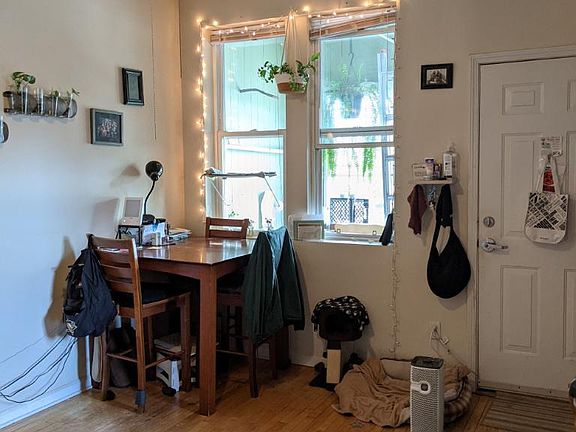 5th image of 850 N Maplewood Ave #3R