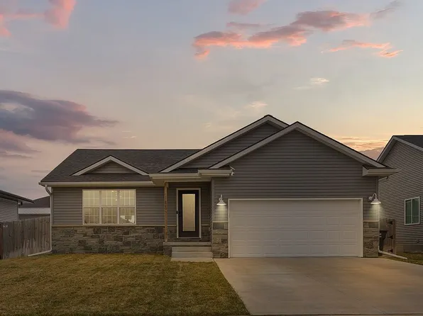 11810 N 142nd St, Waverly, NE 68462