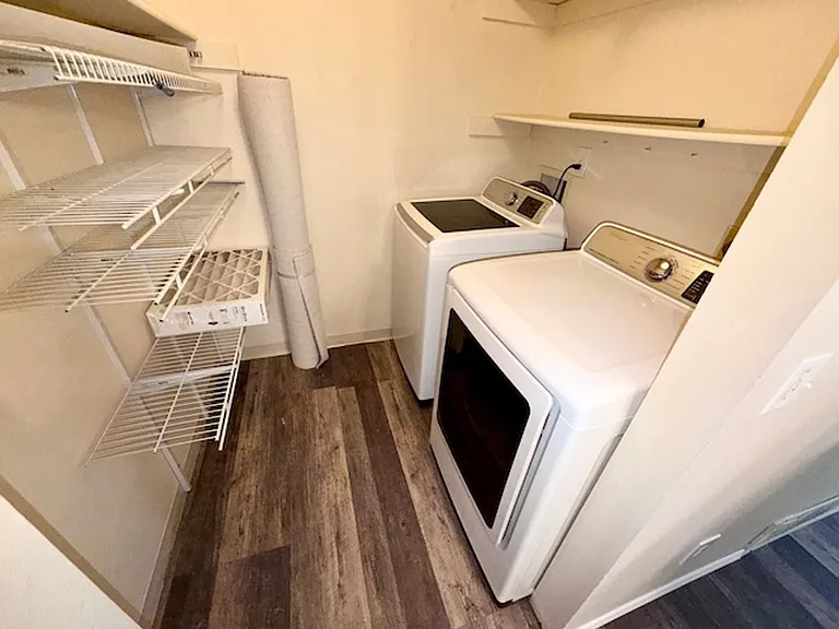 337 Wright St #302 — Photo 6