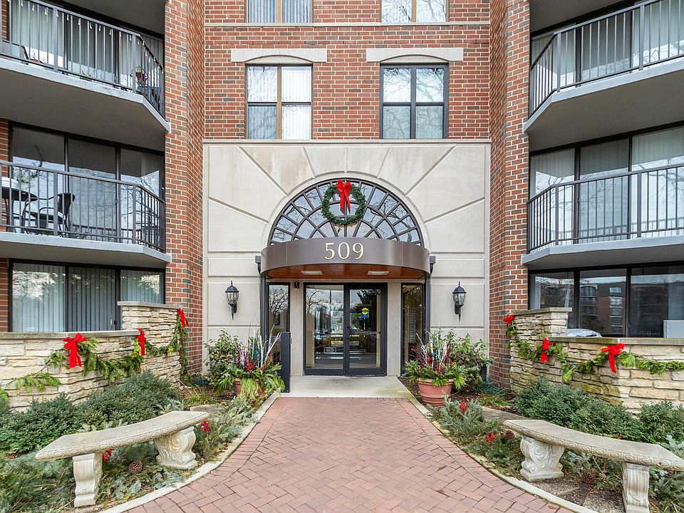 1st image of 509 Aurora Ave Unit 113