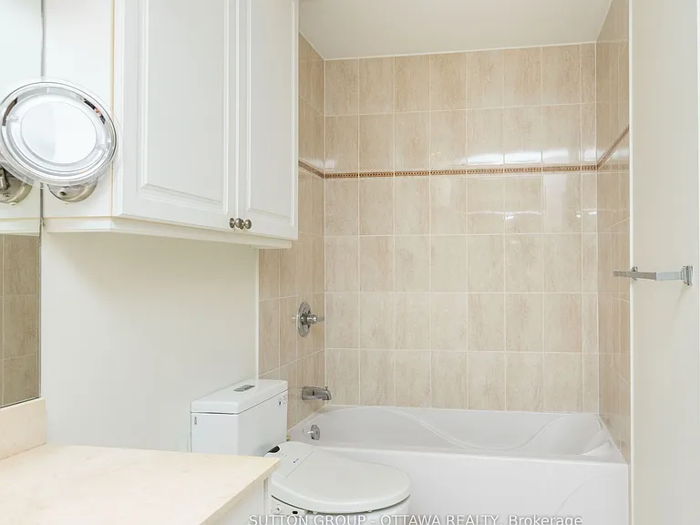 200 Rideau St #2007 — Photo 21