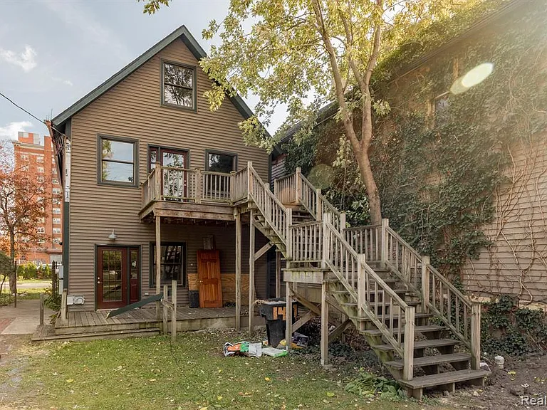 1417 Van Dyke St #2 — Photo 4