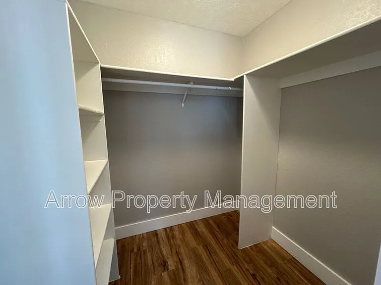 940 S 27th St #24 — Photo 9