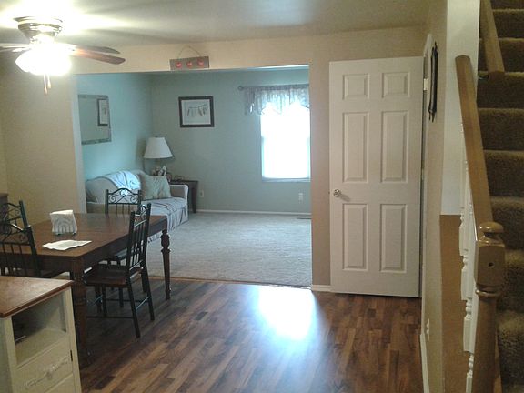 5th image of 310 Parkwood Dr