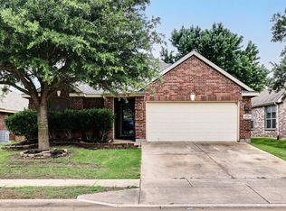 12025 Rowsley Ln, Burleson, TX 76028