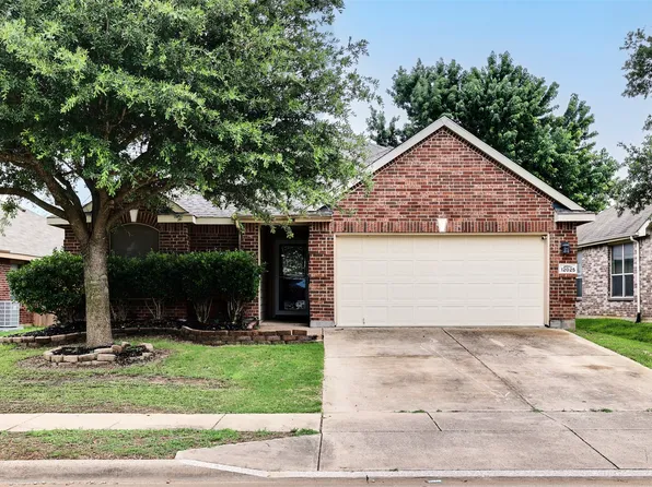 12025 Rowsley Ln, Burleson, TX 76028