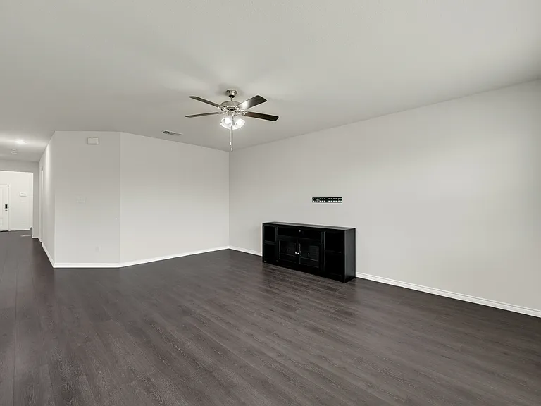 1117 Goldfinch Dr — Photo 14
