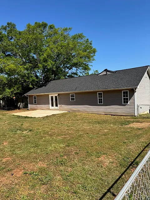 Building Photo - 24 Azalea Dr