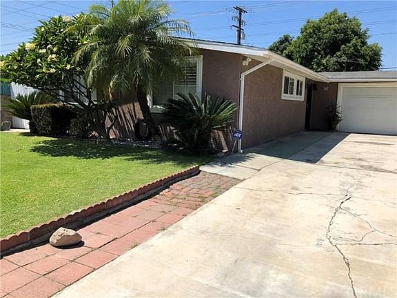 2nd image of 3955 Abbeywood Ave