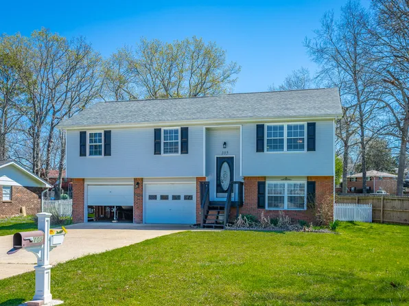 105 Semmes Dr, Fort Oglethorpe, GA 30742