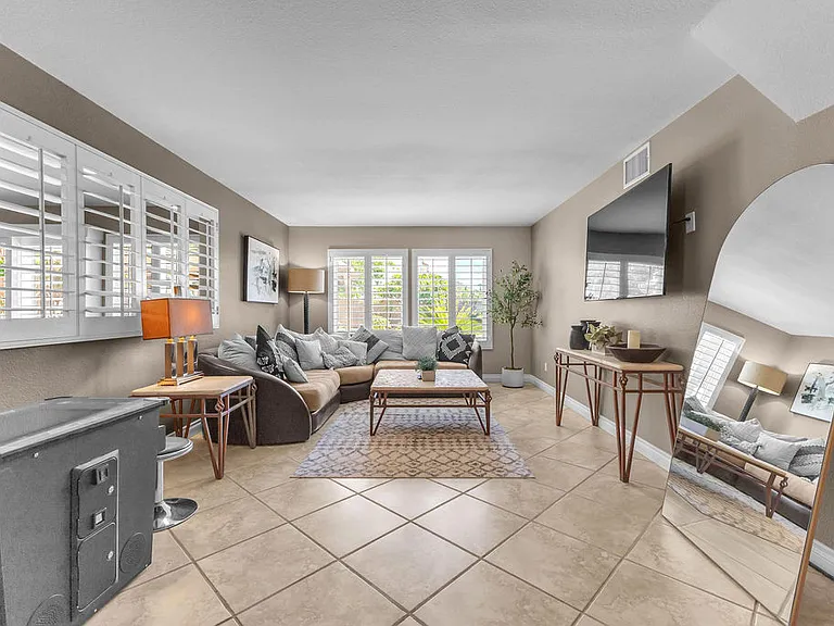 44310 Villeta Dr — Photo 37
