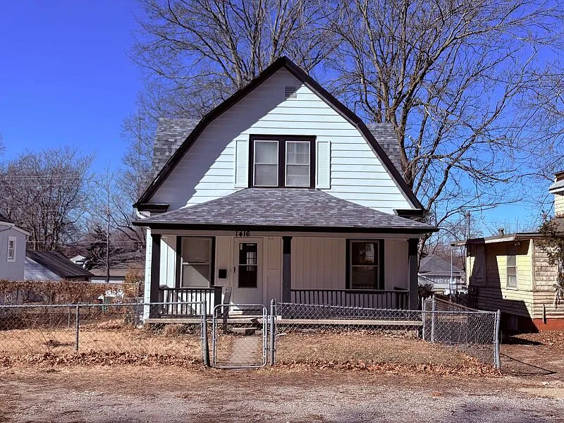 Building Photo - 1416 S Hardy Ave