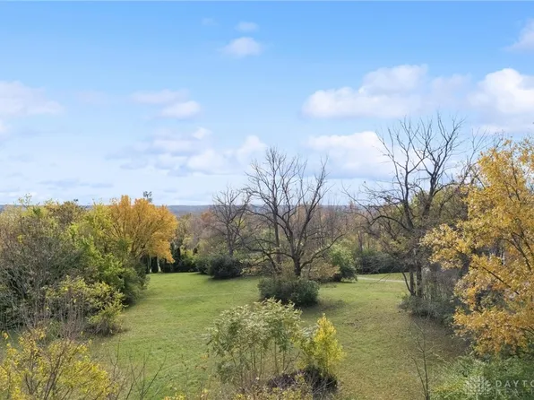4533 State Route 4, Dayton, OH 45424